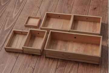 アンティーク雑貨　ペイント家具　アクセサリー収納にもおすすめのソーイングボックス(裁縫箱、小物収納、小引き出し)