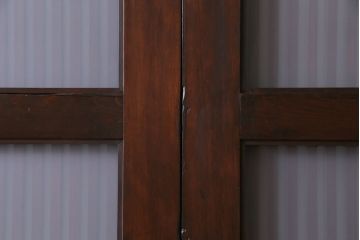 和製アンティーク　ヒノキ材　味わい深いガラス入り格子蔵戸2枚セット(格子戸、引き戸、玄関戸)
