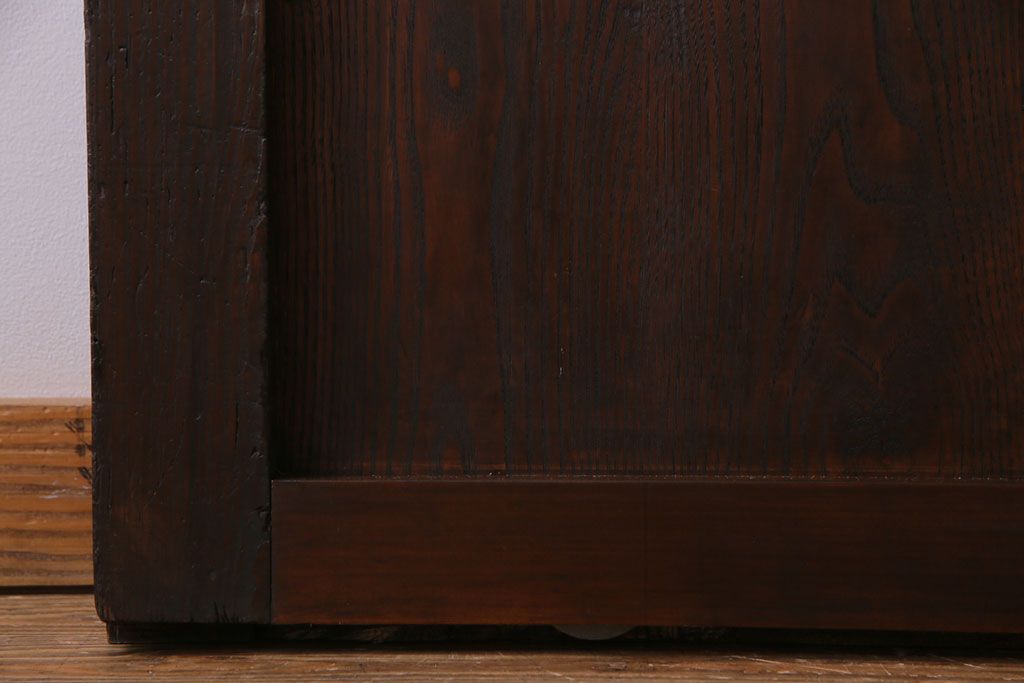 和製アンティーク　ヒノキ材　味わい深いガラス入り格子蔵戸2枚セット(格子戸、引き戸、玄関戸)