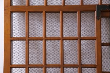 和製アンティーク　美品!　腰板ケヤキ材　くぐり戸の付いた金網入り蔵戸(仕切り戸、引き戸、建具、玄関戸)