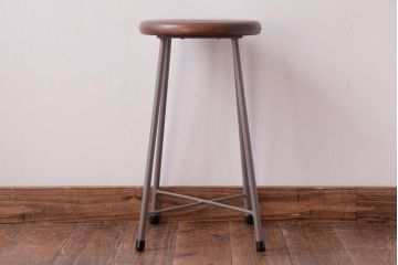 アンティーク雑貨　ラフジュ工房オリジナル　鉄脚　落ち着いた色味がおしゃれな丸スツール(チェア、椅子)(2)