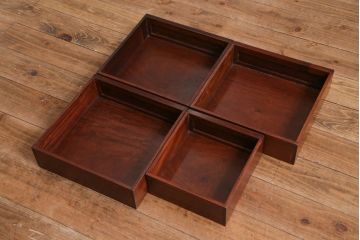 中古　民芸家具　唐木材　異国情緒を漂わせる花鳥図の彫りの飾り棚(茶棚、収納棚、戸棚)