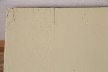 レトロ家具　昭和レトロ　淡い色合いが愛らしいペイントスツール(学校スツール、花台、板座チェア、椅子、イス、花台)(R-031610)