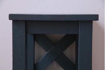 ペイント家具　メンズライクにもおすすめな濃い色味の学校スツール(花台)(1)