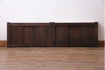 和製アンティーク　やわらかなヒノキの風合いが魅力の板戸(窓、引き戸、建具)2枚組
