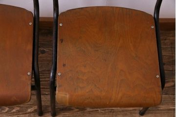 ヴィンテージ家具　ヨーロッパビンテージ　ノスタルジックな雰囲気のスクールチェア2脚セット(キッズチェア、鉄脚チェア、椅子)