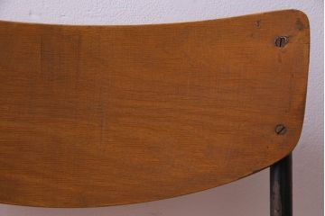 ヴィンテージ家具　ヨーロッパビンテージ　素朴さと独特の柔らかな雰囲気が魅力のスクールチェア(キッズチェア、鉄脚チェア、椅子)(2)