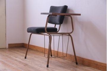 レトロ家具　ビンテージ　個性が光るレトロなテレフォンベンチ(コーヒーテーブル、サイドテーブル、チェア)