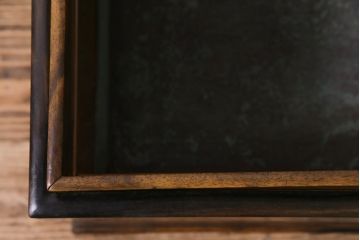 アンティーク雑貨　和製アンティーク　最高級品!黒柿無垢材　独特の杢目が趣深い猫板付き長火鉢