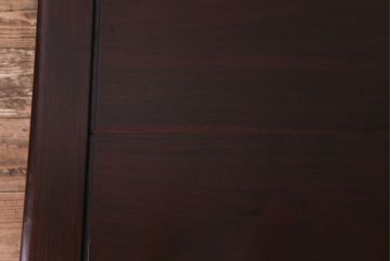 アンティーク家具　時代唐物　漆塗り　彫刻と艶のある質感が目を引く紫檀材の座卓(ローテーブル)