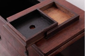 アンティーク雑貨　和製アンティーク　ケヤキ玉杢　漆塗りが上品な裁縫箱(お針箱、小引き出し、小物収納)