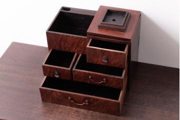 アンティーク雑貨　和製アンティーク　ケヤキ玉杢　漆塗りが上品な裁縫箱(お針箱、小引き出し、小物収納)