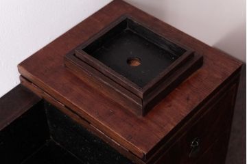 アンティーク雑貨　和製アンティーク　ケヤキ玉杢　漆塗りが上品な裁縫箱(お針箱、小引き出し、小物収納)