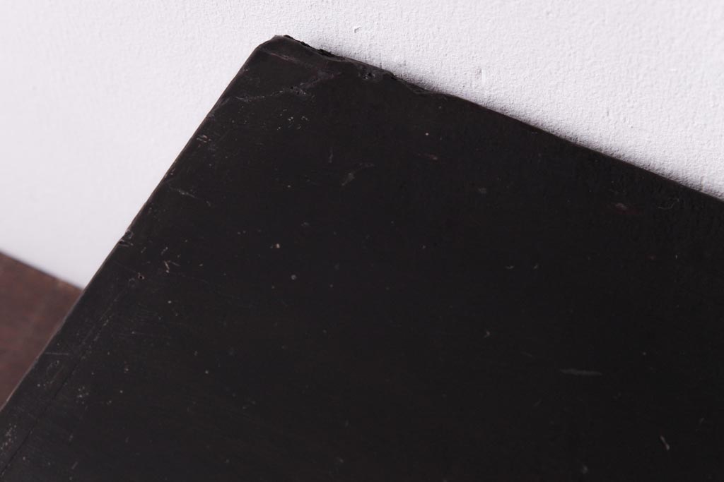 アンティーク家具　和製アンティーク　漆塗り　古い木の質感が味わい感じる小引き出し(小物収納)