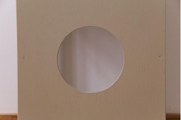 昭和中期　ペイント家具　ナチュラルな雰囲気が可愛らしい角スツール(モカベージュ)(1)