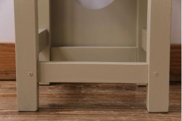 昭和中期　ペイント家具　ナチュラルな雰囲気が可愛らしい角スツール(モカベージュ)(2)