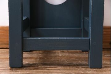 ペイント家具　メンズライクにもおすすめなネイビーカラーの学校スツール(角スツール、花台)(1)