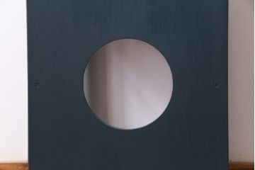 ペイント家具　メンズライクにもおすすめなネイビーカラーの学校スツール(角スツール、花台)(3)