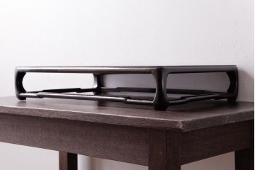 アンティーク雑貨　古民具・骨董　紫檀材　大振り　滑らかな木肌が上品な花台(飾り台、盆栽卓)