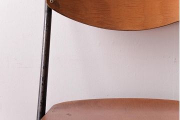 ヴィンテージ家具　イギリスビンテージ　懐かしさと味わいが魅力のスクールチェア(板座チェア、椅子)