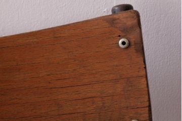 ヴィンテージ家具　イギリスビンテージ　鉄脚　レトロな味わいが格好いいスクールチェア(板座チェア、椅子)