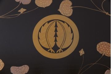 和製アンティーク　丸に二本杉紋　二葉葵　共箱付き重箱(和食器、漆器)