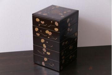 和製アンティーク　丸に二本杉紋　二葉葵　共箱付き重箱(和食器、漆器)