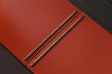 和製アンティーク　丸に二本杉紋　二葉葵　共箱付き重箱(和食器、漆器)