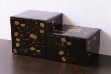 和製アンティーク　丸に二本杉紋　二葉葵　共箱付き重箱(和食器、漆器)