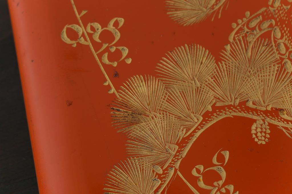 アンティーク雑貨　昭和期　共箱付き　松竹梅　鮮やかな朱色が目を引く五段重箱(和食器)