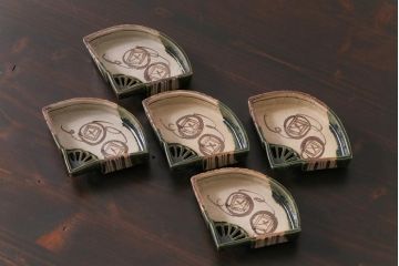 織部焼　松本鉄山作　共箱付き　扇型が小粋な向付5客セット(小皿)