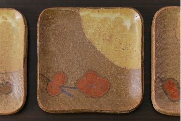 美品　昭和期　笠間焼　中野晃嗣　共箱付き梅文銘々皿(小皿、豆皿、和食器)5枚セット