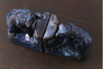 アンティーク雑貨　昭和初期　北日本汽船株式会社　記念品　陶器製ブックエンド(本立て)