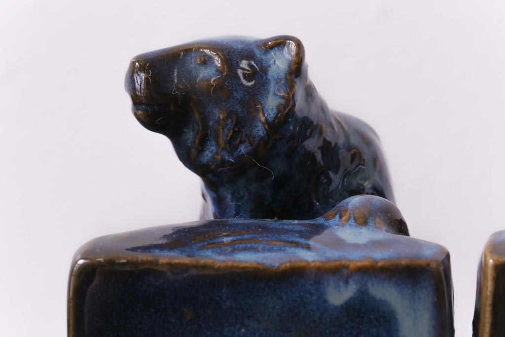 アンティーク雑貨　昭和初期　北日本汽船株式会社　記念品　陶器製ブックエンド(本立て)