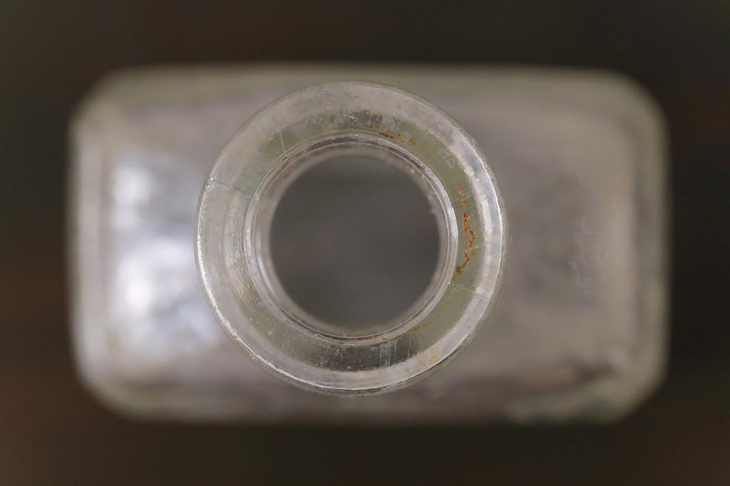 アンティーク雑貨　ビンテージ　CALIFORNIA FIG SYRUP　ディスプレイに活躍するガラスビン(瓶、ボトル)2本セット