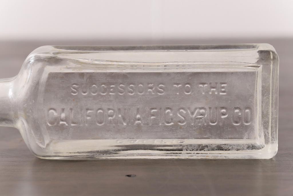 アンティーク雑貨　ビンテージ　CALIFORNIA FIG SYRUP　ディスプレイに活躍するガラスビン(瓶、ボトル)2本セット