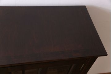 中古　松本民芸家具　洋の雰囲気を感じるA型面取書棚(ブックケース、本箱、キャビネット)(定価約44万7000円)