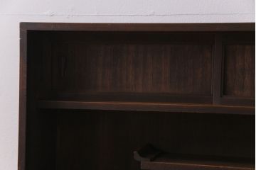 アンティーク家具　和製アンティーク　倹飩付き　経年により味わいを増したヒノキ材製の茶棚(茶箪笥、飾り棚、収納棚)