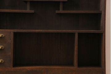 アンティーク家具　和製アンティーク　倹飩付き　経年により味わいを増したヒノキ材製の茶棚(茶箪笥、飾り棚、収納棚)