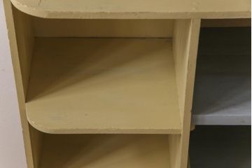 昭和中期　ペイント家具　レトロな雰囲気の収納棚(飾り棚、オープンラック)