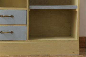 昭和中期　ペイント家具　レトロな雰囲気の収納棚(飾り棚、オープンラック)
