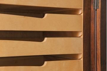 中古　北海道民芸家具　衣装盆付き3段重ねチェスト(衣装箪笥・整理タンス・着物箪笥)(定価約90万円)(2)