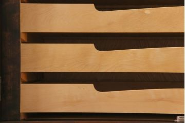 中古　北海道民芸家具　衣装盆付き3段重ねチェスト(衣装箪笥・整理タンス・着物箪笥)(定価約90万円)(2)