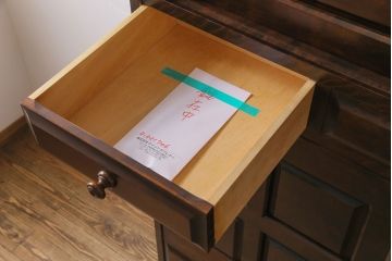 中古　北海道民芸家具　衣装盆付き3段重ねチェスト(衣装箪笥・整理タンス・着物箪笥)(定価約90万円)(2)