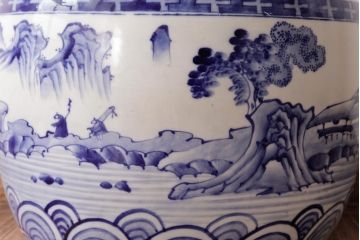 アンティーク雑貨　昭和初期　和の雰囲気を高める山水図の瀬戸火鉢(鉢カバー)