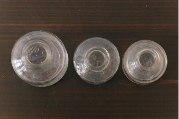 アンティーク雑貨　イギリスビンテージ　古びた質感が味わい深い小瓶(ガラスビン)3個セット