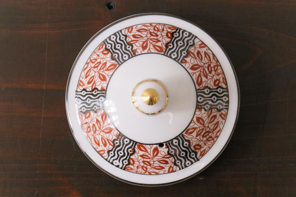 オールドメイトー(名陶硬質磁器・名古屋製陶所)　モダンなデザインが目を惹くティーポット(急須)