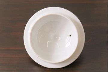 オールドメイトー(名陶硬質磁器・名古屋製陶所)　モダンなデザインが目を惹くティーポット(急須)