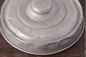 アンティーク雑貨　昭和　レトロな雰囲気を放つガラスビン(角瓶、キャニスター)(2)