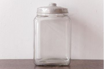 アンティーク雑貨　昭和　レトロな雰囲気を放つガラスビン(角瓶、キャニスター)(2)